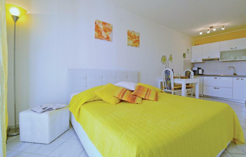 Apartment Rosana ラバック エクステリア 写真